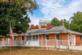 National Harbor Guesthouse